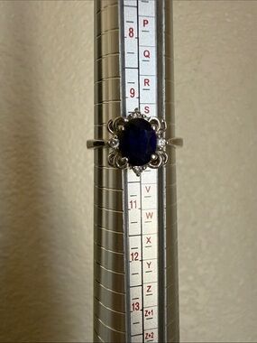 Vintage-Inspired Silver Ring with Deep Blue Stone